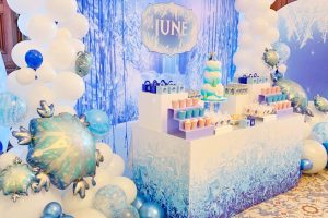 frozen-theme-birthday-decoration